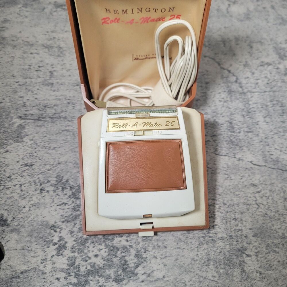 Remington Roll-A-Matic 25 Electric Razor and Case w/ Cord Vintage WORKS! Tested